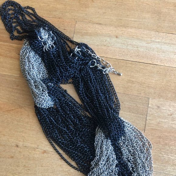 Chico's Meagan Multi Chain Knot Necklace Black Silver New - Picture 3 of 4